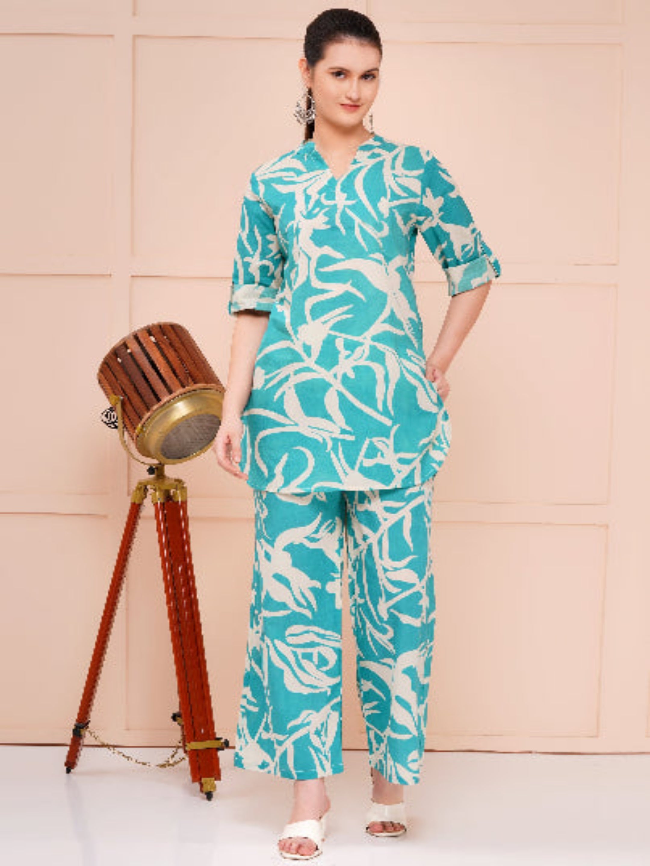 Aqua Blue Leaves Cotton Printed Co-ord Set for woman