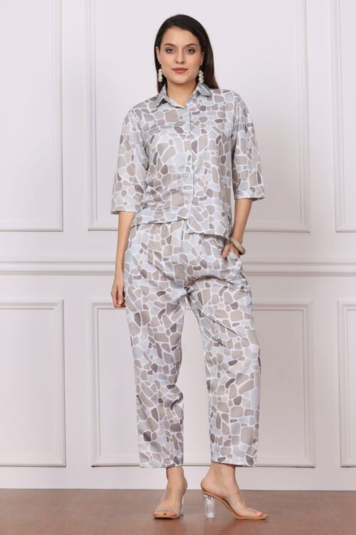 Women Low-High Collared Shirt & Pyjama Co-ord Set